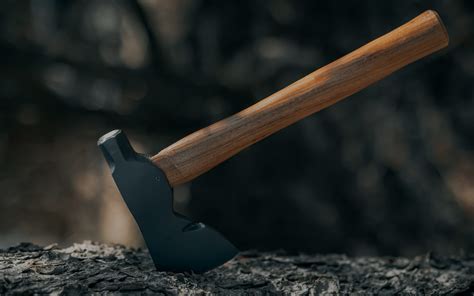 Axe Throwing for Beginners: Everything You Need to .
